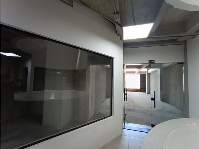 Local en arriendo en San Isidro, Medellín, 95 m² · foto 8 de 8