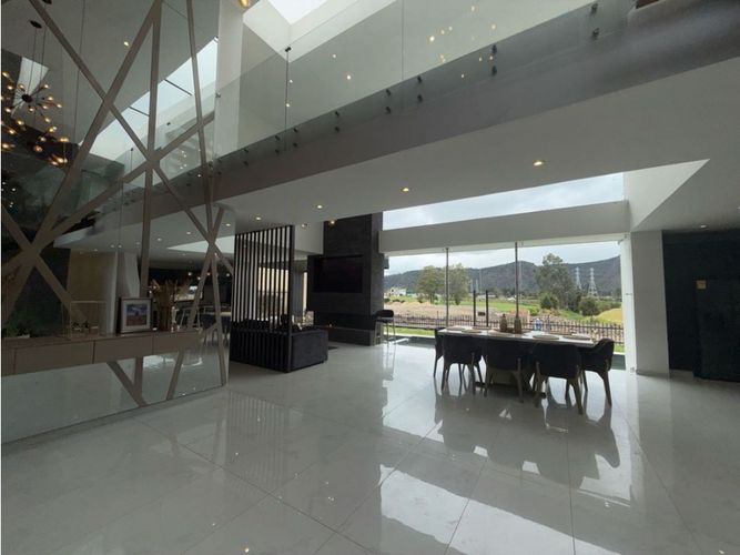 Casa de 5 alcobas en venta en Siberia, Cota, 800 m² · foto 9 de 24