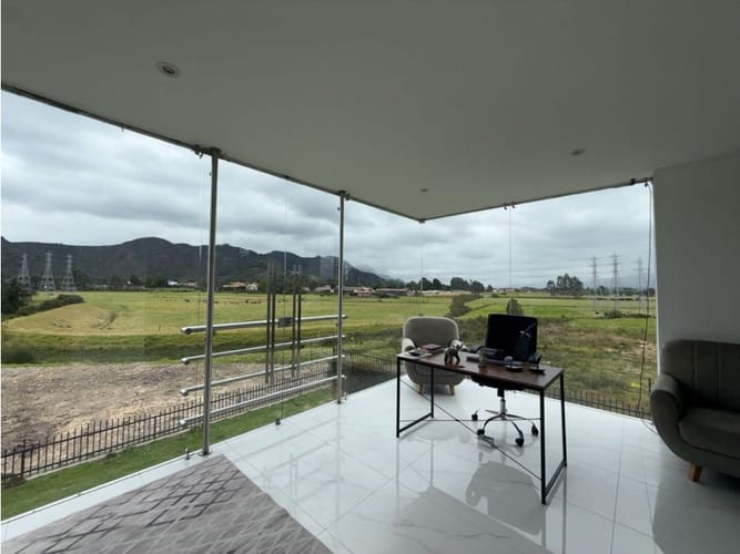 Casa de 5 alcobas en venta en Siberia, Cota, 800 m² · foto 16 de 24