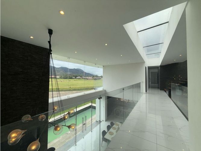 Casa de 5 alcobas en venta en Siberia, Cota, 800 m² · foto 18 de 24