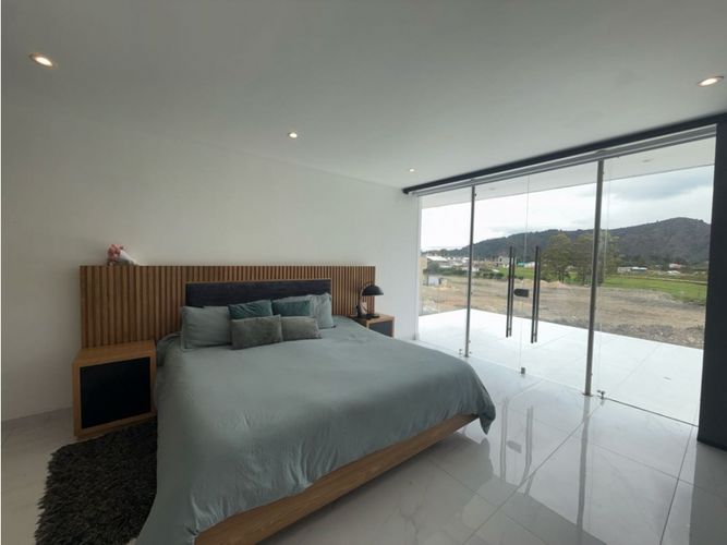 Casa de 5 alcobas en venta en Siberia, Cota, 800 m² · foto 21 de 24