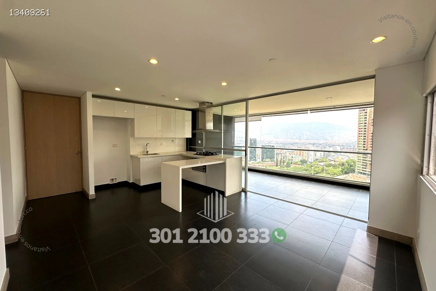 Apartamento en arriendo en Los Balsos No.2, Medellín · foto 2 de 24