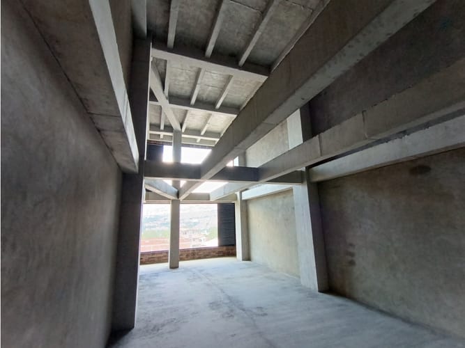 Local en arriendo en San Isidro, Medellín, 92 m² · foto 3 de 6