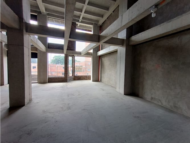 Local en arriendo en San Isidro, Medellín, 95 m² · foto 7 de 8