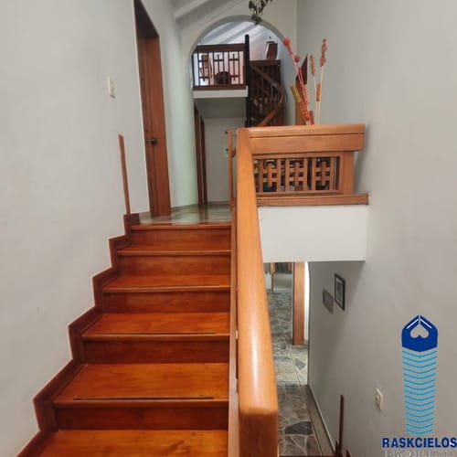 Casa de 5 alcobas en venta en San Bernardo, Medellín, 267 m² · foto 12 de 12