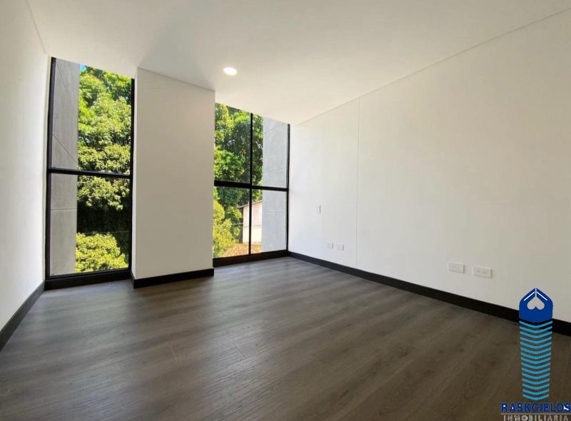 Apartamento en venta en Laureles Nogal, Medellín · foto 5 de 9