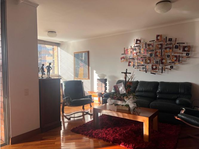 Apartamento de 3 alcobas en venta en El Poblado, Medellín, 254 m² · foto 4 de 22