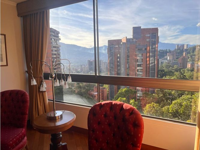 Apartamento de 3 alcobas en venta en El Poblado, Medellín, 254 m² · foto 18 de 22