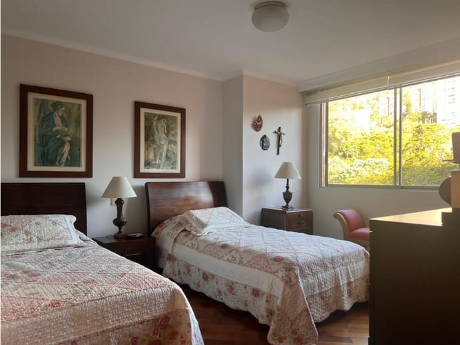 Apartamento de 3 alcobas en venta en El Poblado, Medellín, 254 m² · foto 21 de 22