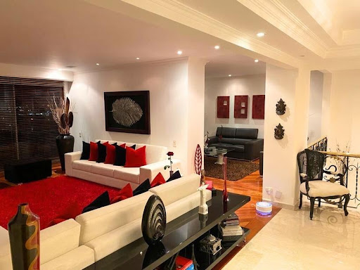 Apartamento en venta en Santa Barbara Alta, Bogotá · foto 2 de 13
