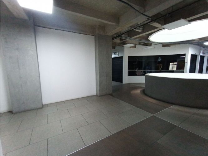 Local en arriendo en San Isidro, Medellín, 60 m² · foto 2 de 9