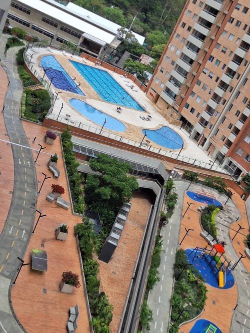 Apartamento de 3 alcobas en venta en Santa Ana, Bello, 87 m² · foto 8 de 18