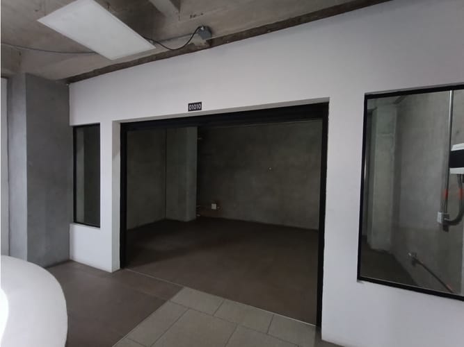 Local en arriendo en San Isidro, Medellín, 30 m² · foto 8 de 8