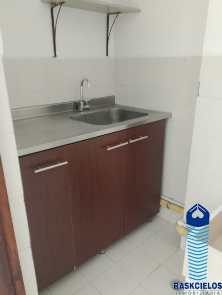 Oficina en arriendo en Las Acacias, Medellín, 32 m² · foto 8 de 21