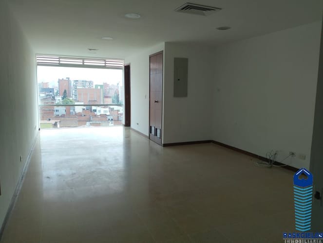 Oficina en arriendo en Las Acacias, Medellín, 32 m² · foto 11 de 21