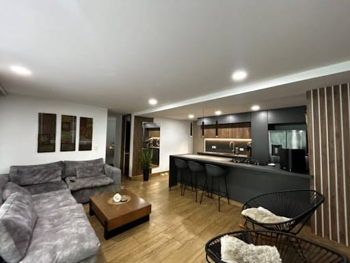 Apartamento de 3 alcobas en venta en Diego Echavarria, Medellín, 89 m² · foto 6 de 24