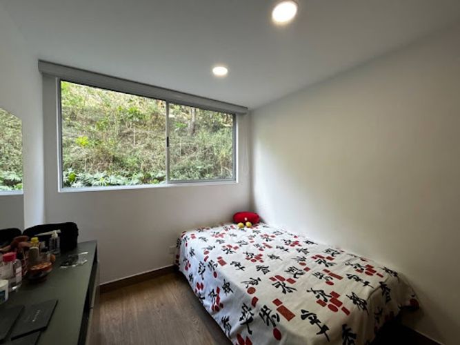 Apartamento de 3 alcobas en venta en Diego Echavarria, Medellín, 89 m² · foto 14 de 24
