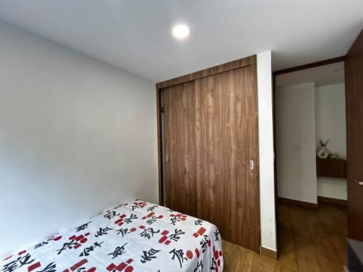 Apartamento de 3 alcobas en venta en Diego Echavarria, Medellín, 89 m² · foto 15 de 24