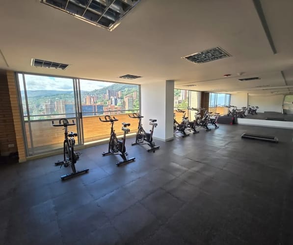 Apartamento en venta en El Tesoro, Medellín · foto 17 de 24