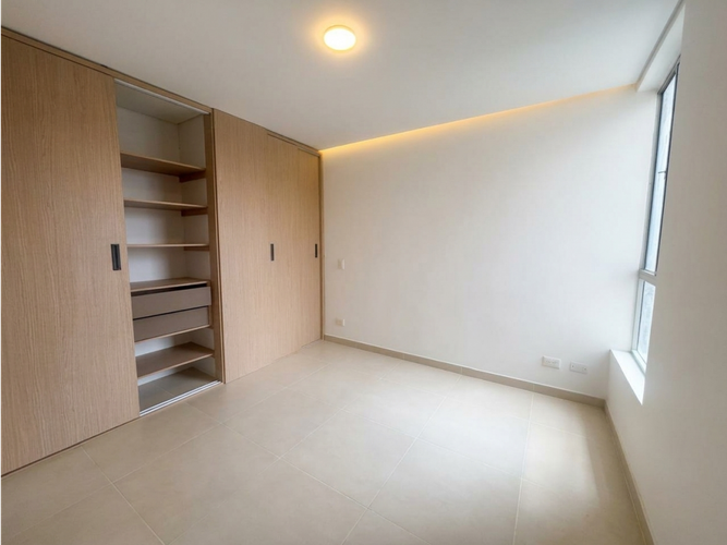 Apartamento de 2 alcobas en venta en Ditaires, Itagüí, 65 m² · foto 11 de 17