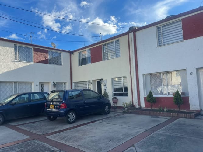 Casa de 3 alcobas en venta en Villa Esperanza, Bogotá, 105 m² · foto 23 de 24