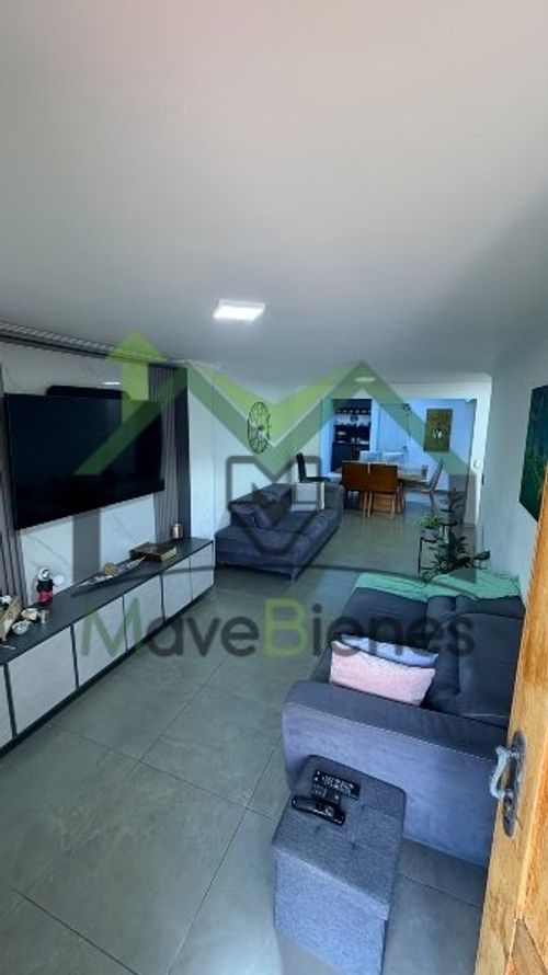 Casa de 3 alcobas en venta en Prados De Sabaneta, Sabaneta, 136 m² · foto 5 de 17
