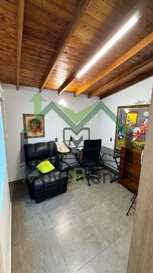 Casa de 3 alcobas en venta en Prados De Sabaneta, Sabaneta, 136 m² · foto 13 de 17