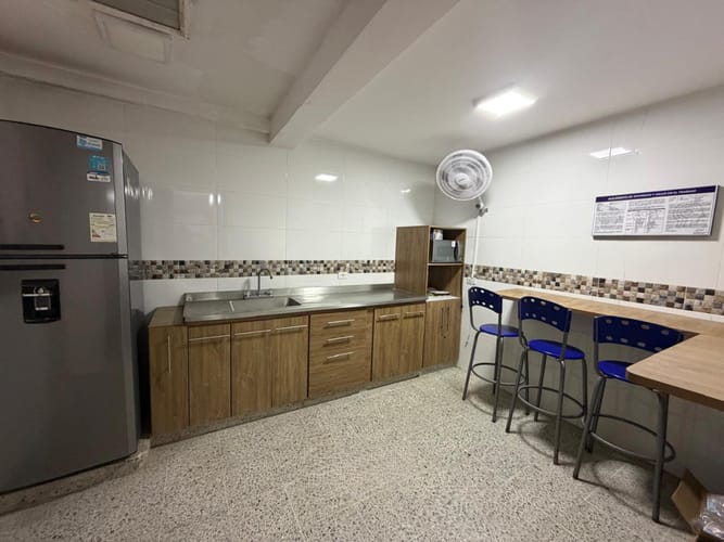 Local en venta en Cuarto De Legua - Guadalupe, Cali, 376 m² · foto 7 de 11
