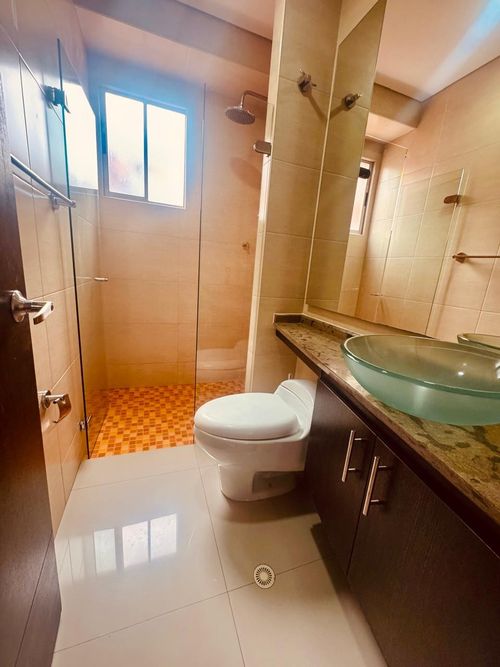 Apartamento de 2 alcobas en venta en Chico Norte, Bogotá, 64 m² · foto 13 de 17