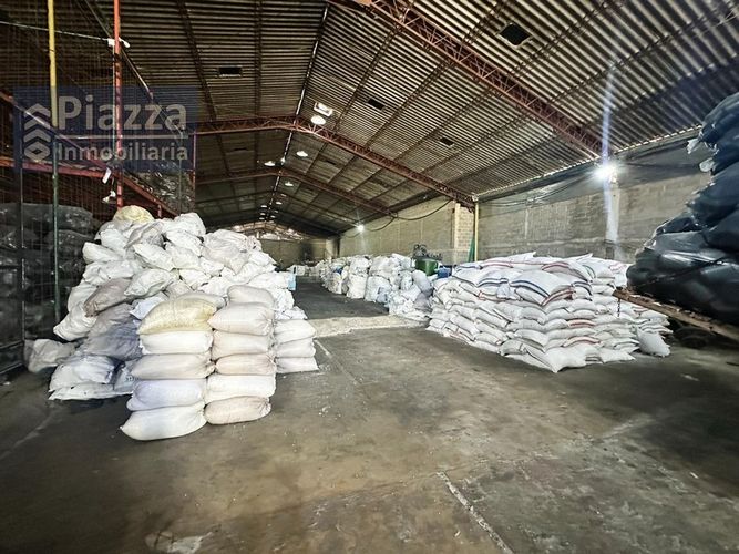 Bodega en arriendo en San Francisco, Barranquilla, 1200 m² · foto 9 de 17