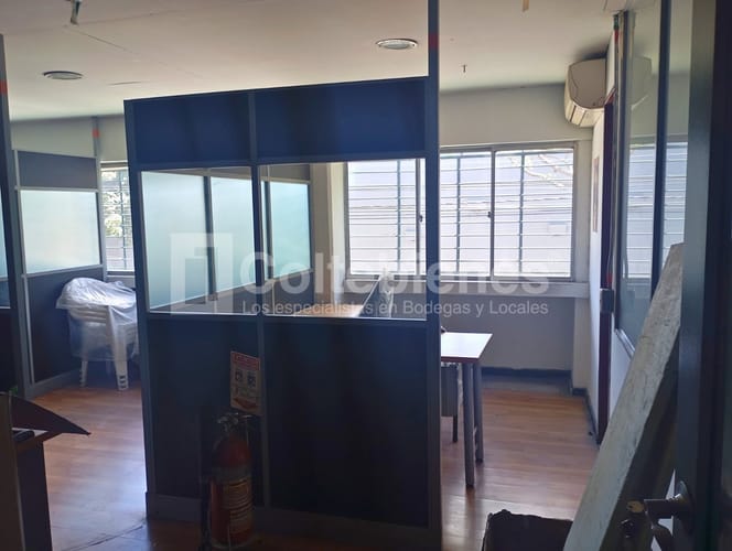 Bodega en arriendo en Zona Industrial No. 3, Itagüí, 210 m² · foto 4 de 14