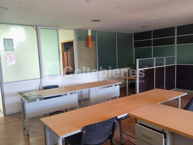Bodega en arriendo en Zona Industrial No. 3, Itagüí, 210 m² · foto 5 de 14