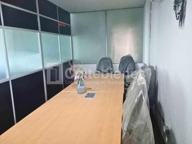 Bodega en arriendo en Zona Industrial No. 3, Itagüí, 210 m² · foto 8 de 14