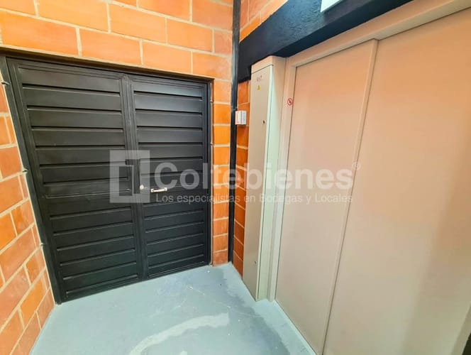 Bodega en arriendo en Campo Amor, Medellín, 190 m² · foto 10 de 15