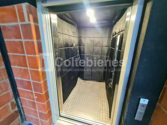 Bodega en arriendo en Campo Amor, Medellín, 190 m² · foto 11 de 15