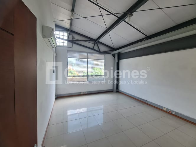 Bodega en arriendo en Simon Bolivar, Itagüí, 2026 m² · foto 12 de 13