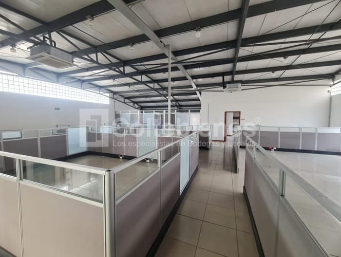 Bodega en venta en Simon Bolivar, Itagüí, 2026 m² · foto 9 de 13