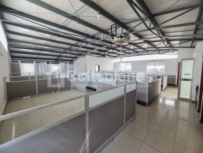 Bodega en venta en Simon Bolivar, Itagüí, 2026 m² · foto 10 de 13