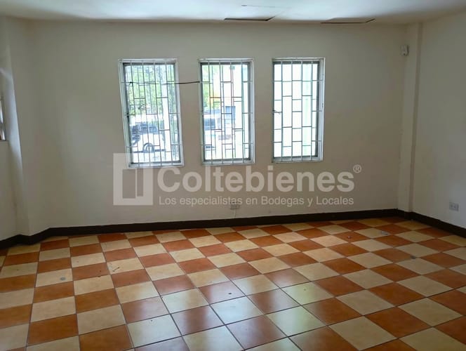 Bodega en arriendo en Camparola, Itagüí, 270 m² · foto 7 de 22