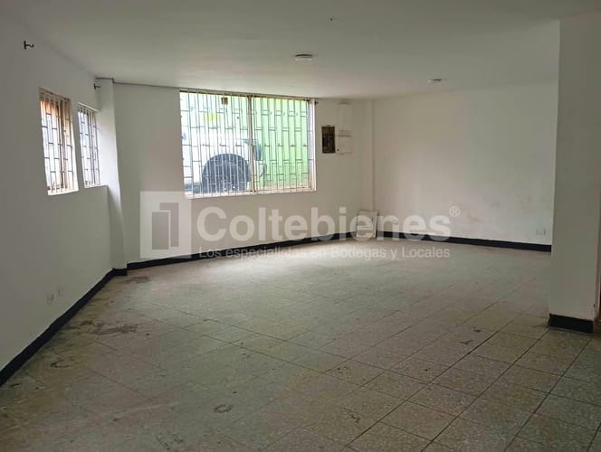 Bodega en arriendo en Camparola, Itagüí, 270 m² · foto 17 de 22