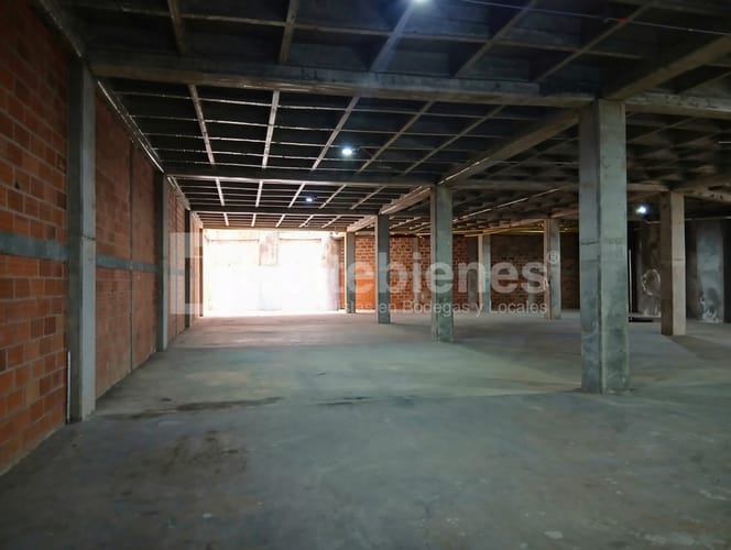 Bodega en arriendo en Sierra Morena, La Estrella, 800 m² · foto 3 de 24