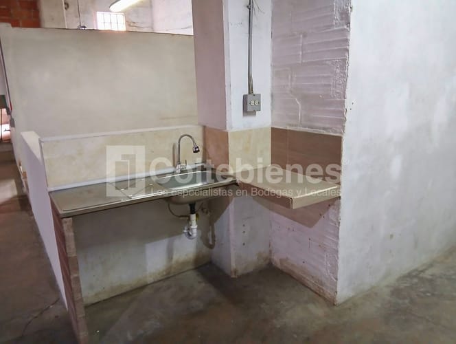 Bodega en arriendo en Sierra Morena, La Estrella, 800 m² · foto 23 de 24