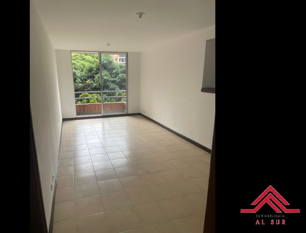 Apartamento de 2 habitaciones en venta en Loma de San Julian, Medellín — imagen 1 de 18