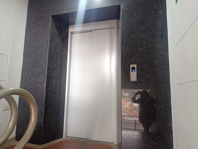 Apartamento de 4 alcobas en venta en Rafael Nunez, Bogotá, 103 m² · foto 3 de 18