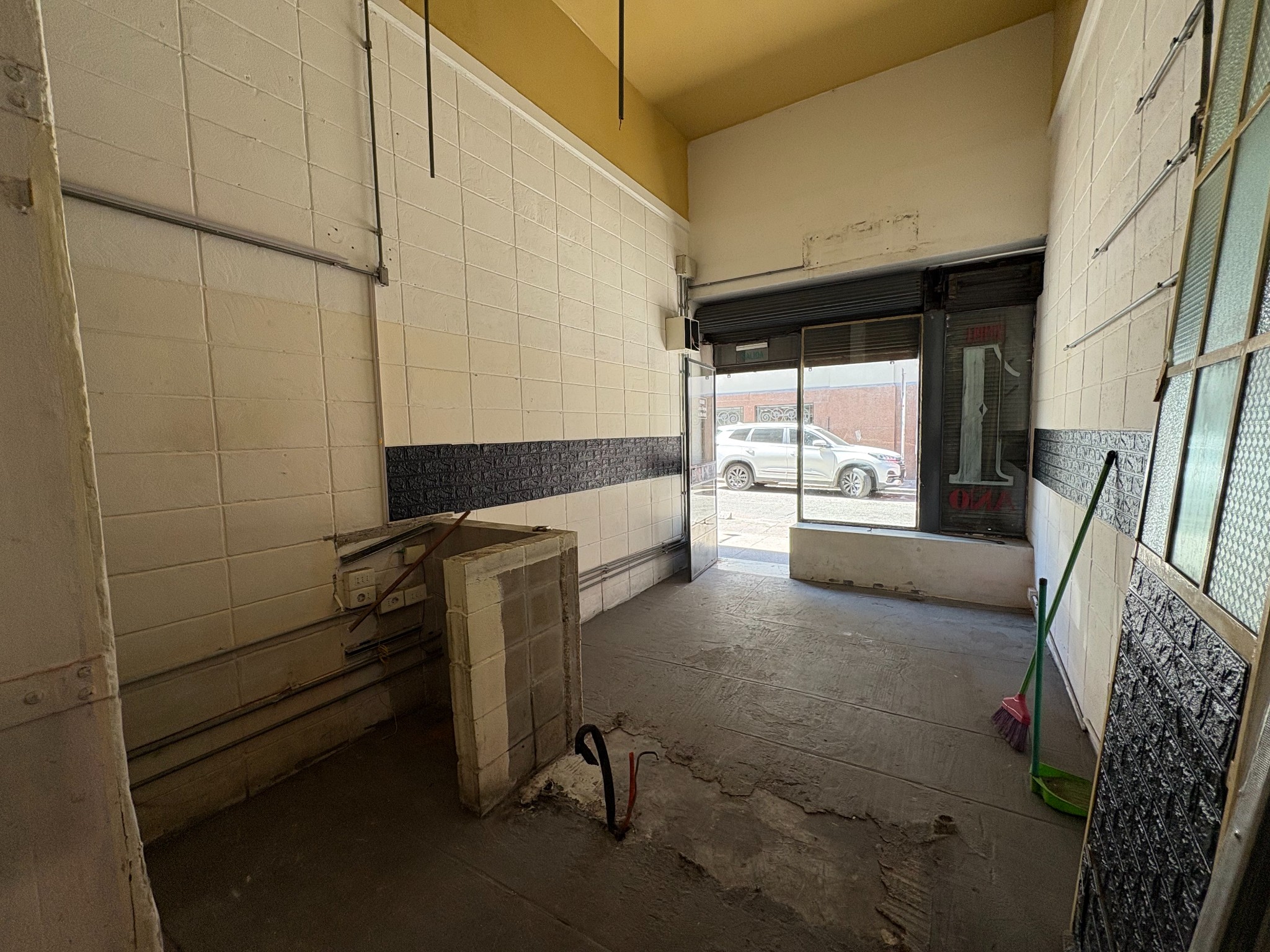 ALQUILER LOCAL COMERCIAL EN CIUDAD VIEJA · Foto 4
