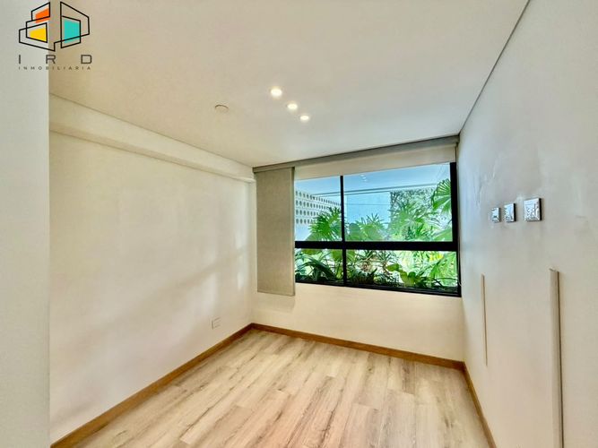 Apartamento de 2 alcobas en venta en Asomadera No.2, Medellín, 84 m² · foto 16 de 24