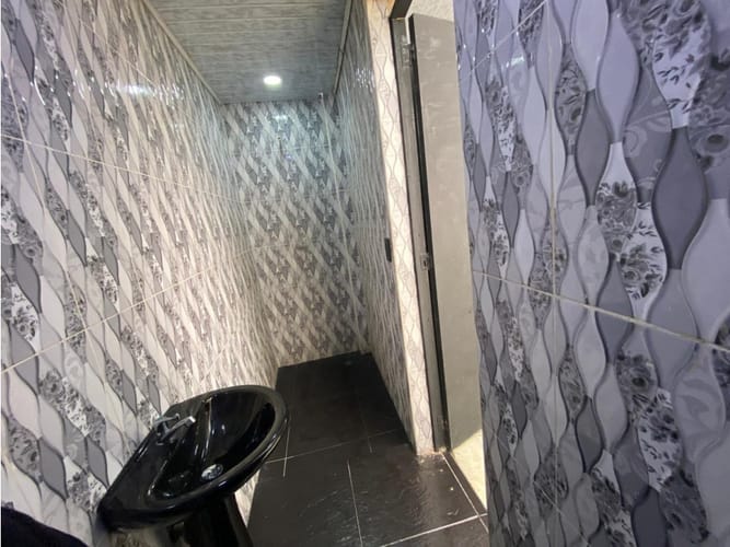 Casa de 16 alcobas en venta en Prado, Medellín, 221 m² · foto 14 de 14