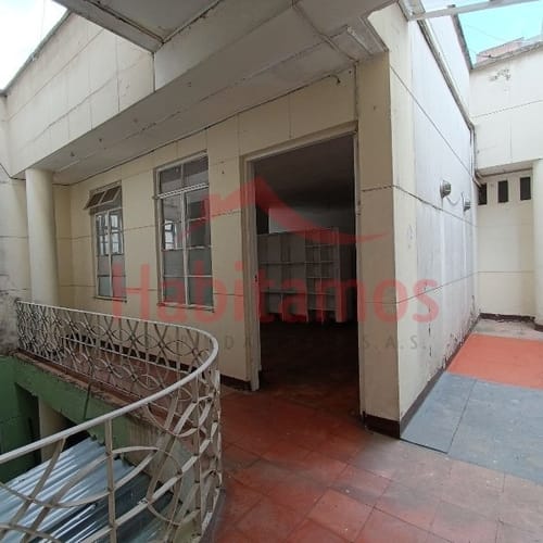 Apartaestudio en arriendo en Villanueva, Medellín, 60 m² · foto 2 de 9