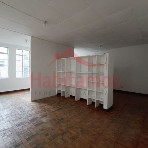 Apartaestudio en arriendo en Villanueva, Medellín, 60 m² · foto 4 de 9