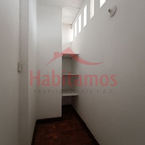 Apartaestudio en arriendo en Villanueva, Medellín, 60 m² · foto 7 de 9